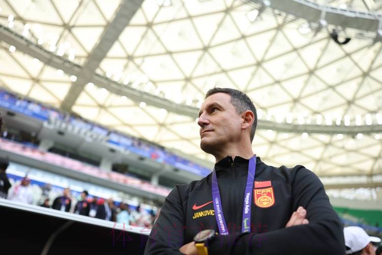 扬科维奇不再担任中国国家男子足球队主教练